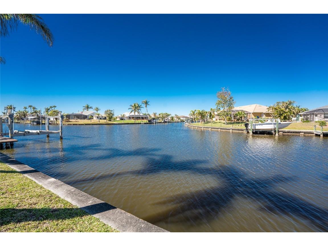 9325 Saint Paul Drive Port Charlotte FL 33981 - STEVEN POINT WATERWAY D6141480 image67