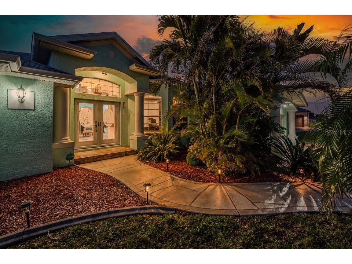9325 Saint Paul Drive Port Charlotte FL 33981 - STEVEN POINT WATERWAY D6141480 image82