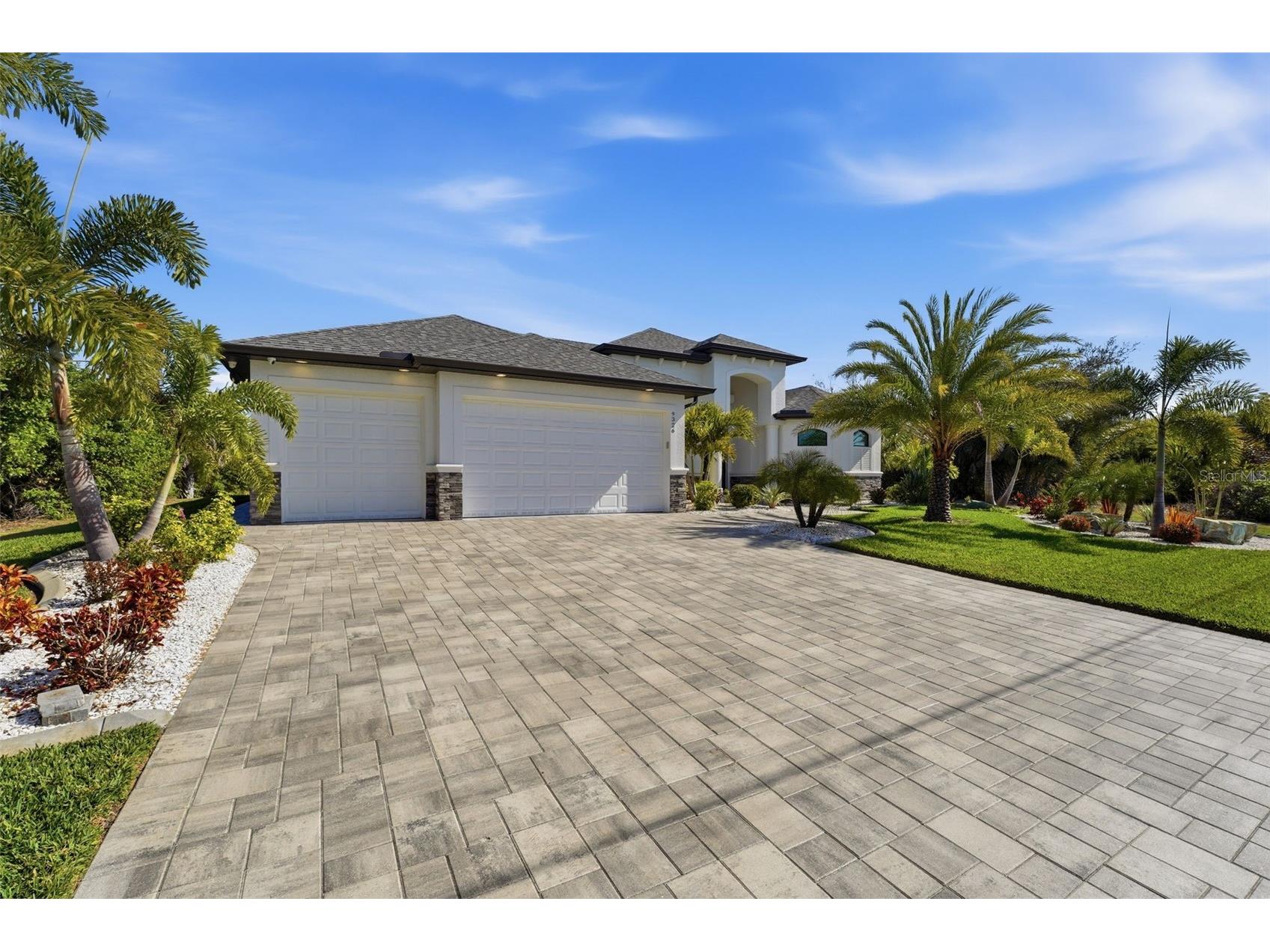 9326 Panama Circle Port Charlotte FL 33981 D6146254 image1