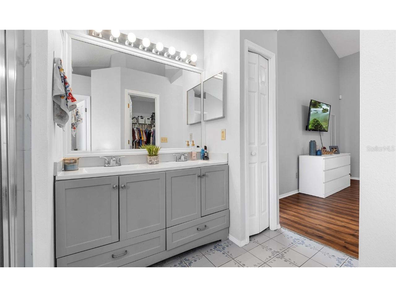 9327 Pontiac Drive Tampa FL 33626 TB8453097 image31