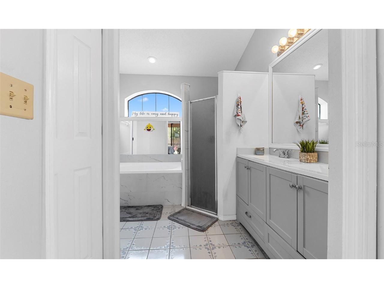 9327 Pontiac Drive Tampa FL 33626 TB8453097 image32