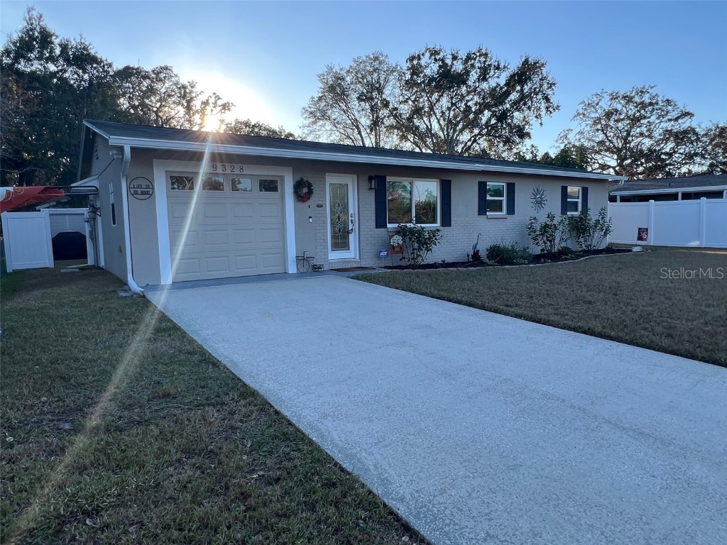 9328 Forest Hills Tampa FL 33612 TB8455894 image2