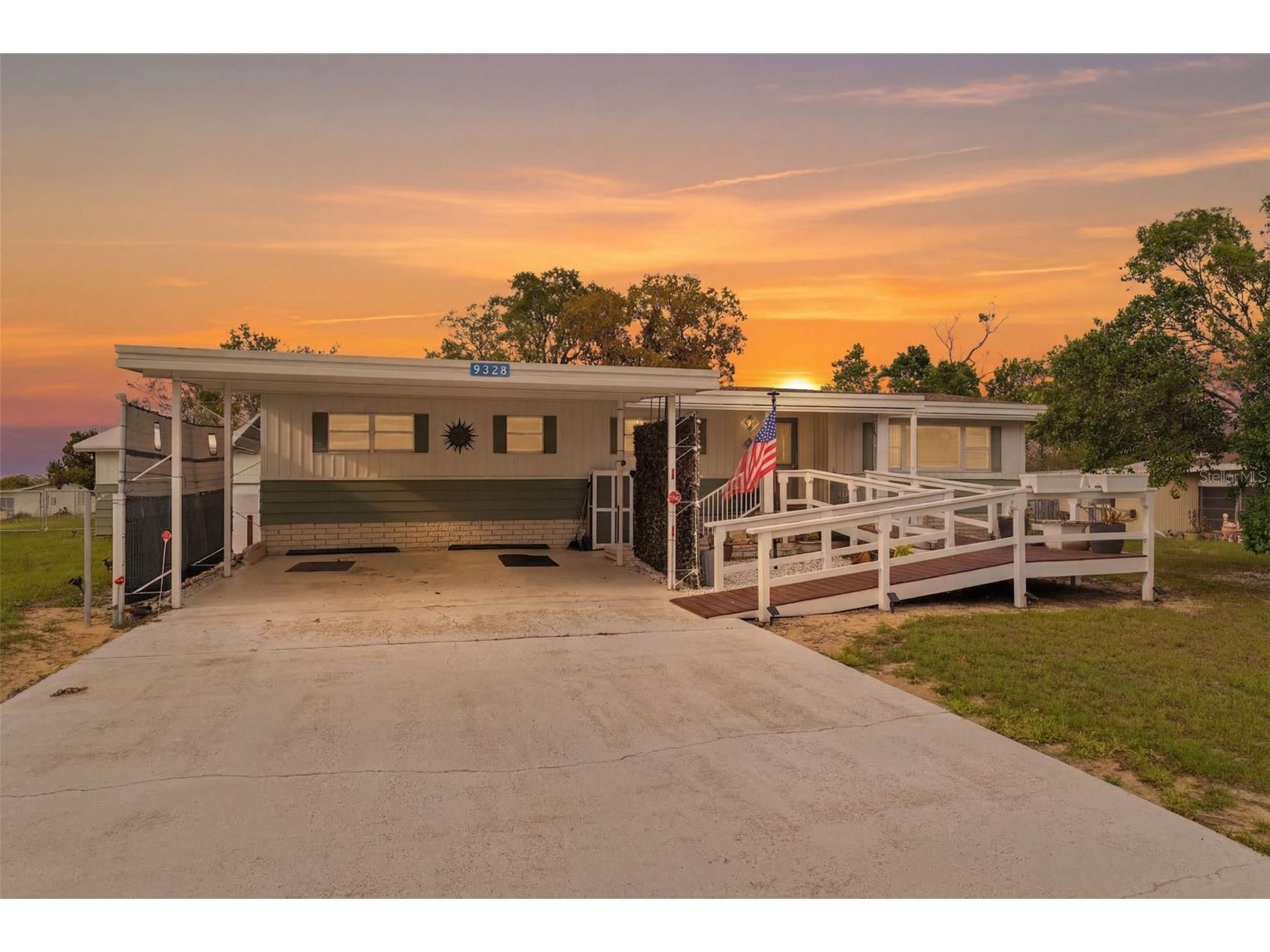 9328 Highpoint Boulevard Brooksville FL 34613 W7883986 image1