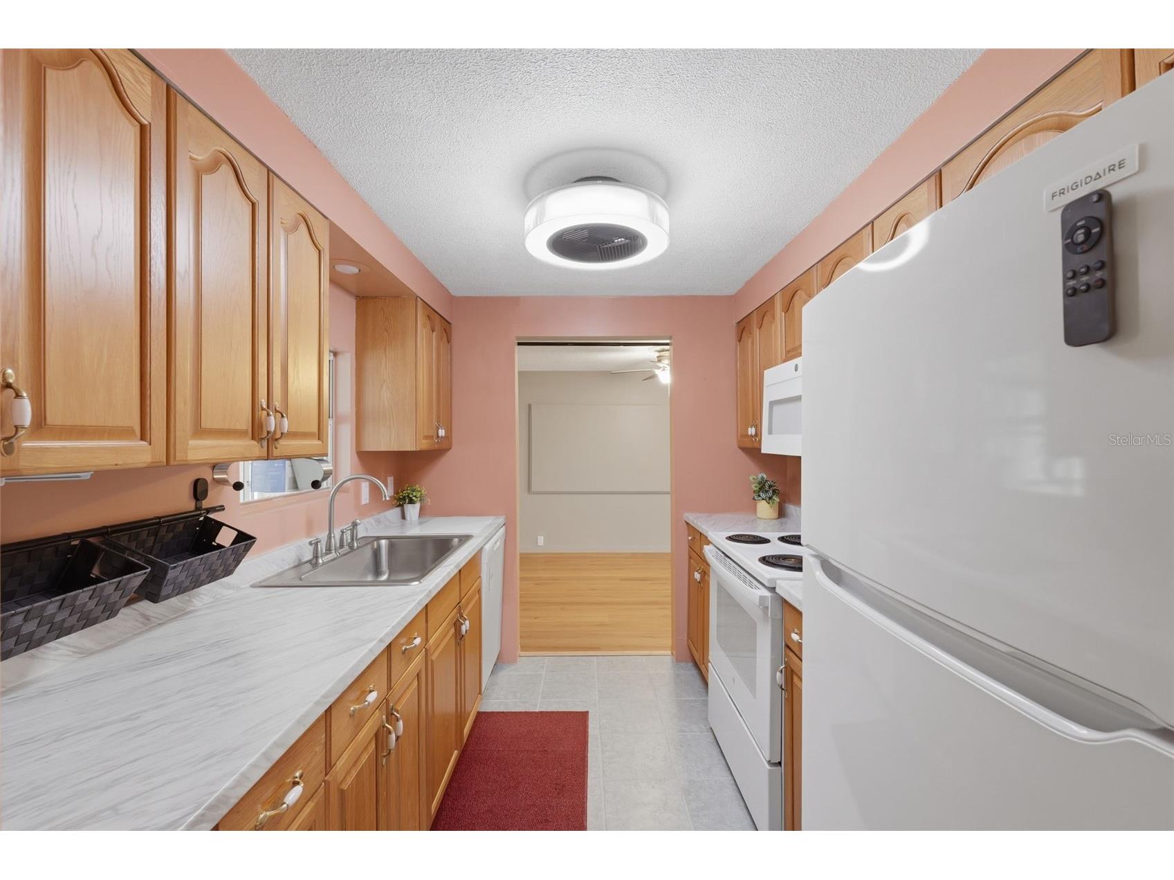 9328 Highpoint Boulevard Brooksville FL 34613 W7883986 image9