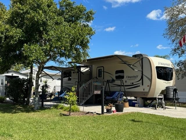 9329 Stingray Drive Weeki Wachee FL 34613 W7854073 image1