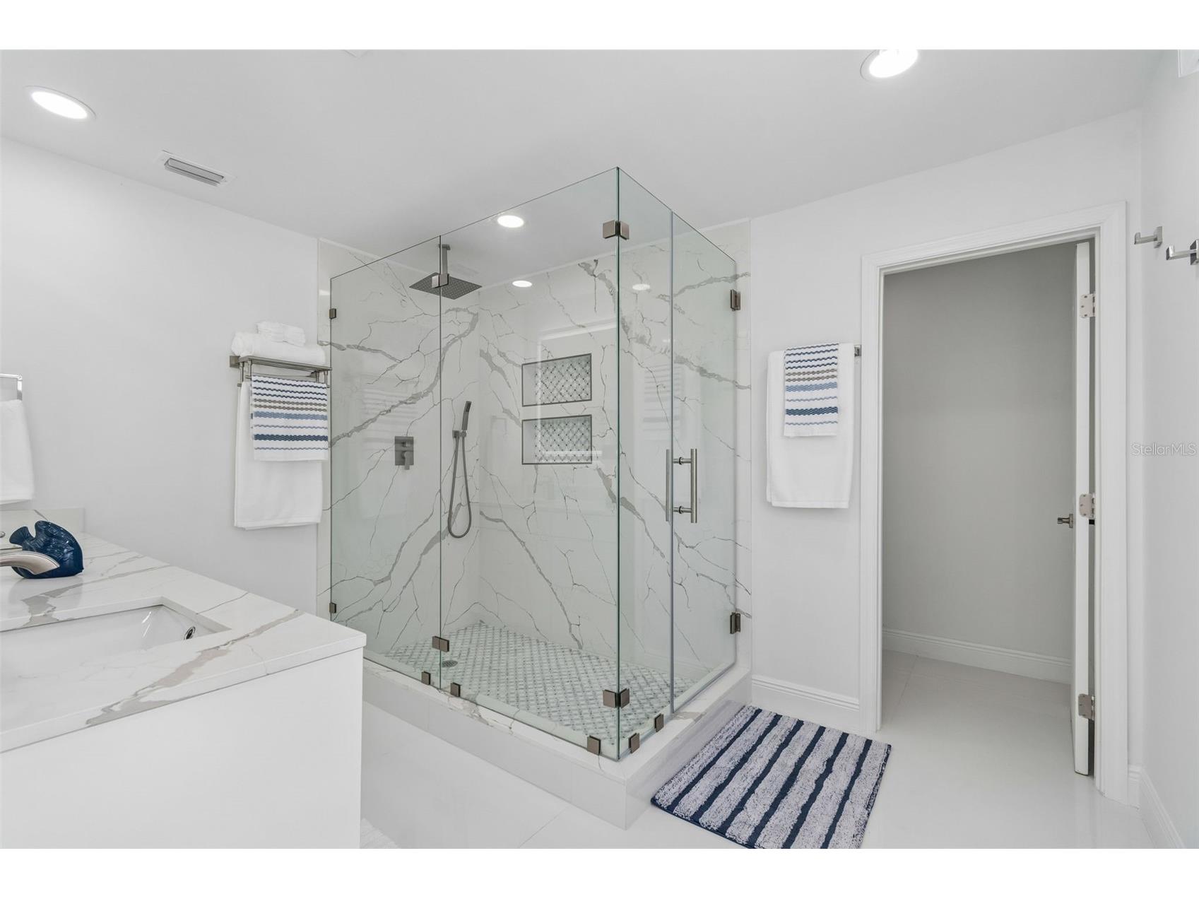 933 Eldorado Avenue Clearwater Beach FL 33767 - GULF OF AMERICA TB8510502 image40