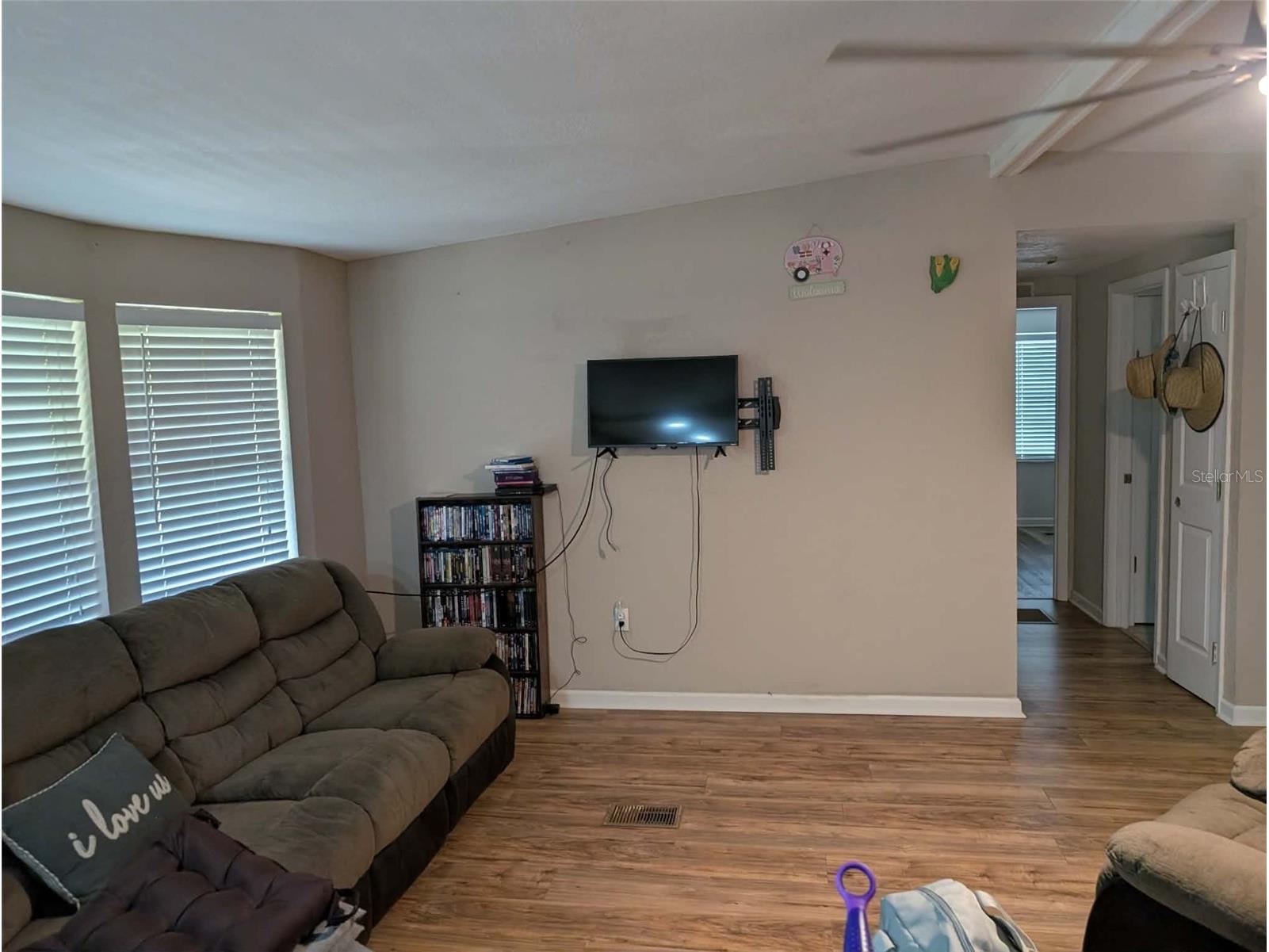 933 NE Fir St Pinetta FL 32350 S5153619 image10
