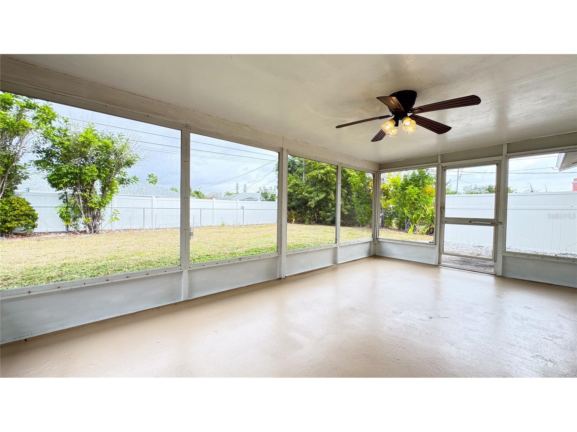 933 SE 26th Street Cape Coral FL 33904 A4680116 image20