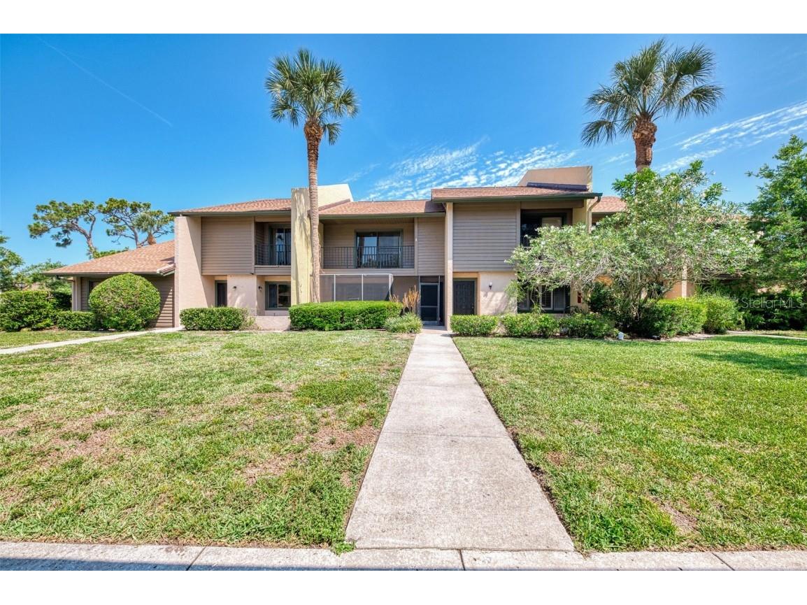 933 Sunridge Way #B5 Sarasota FL 34234 A4654089 image1