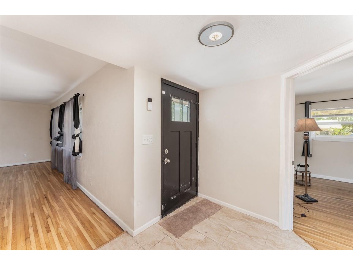 933 W Queen Street Lakeland FL 33803 TB8368256 image3