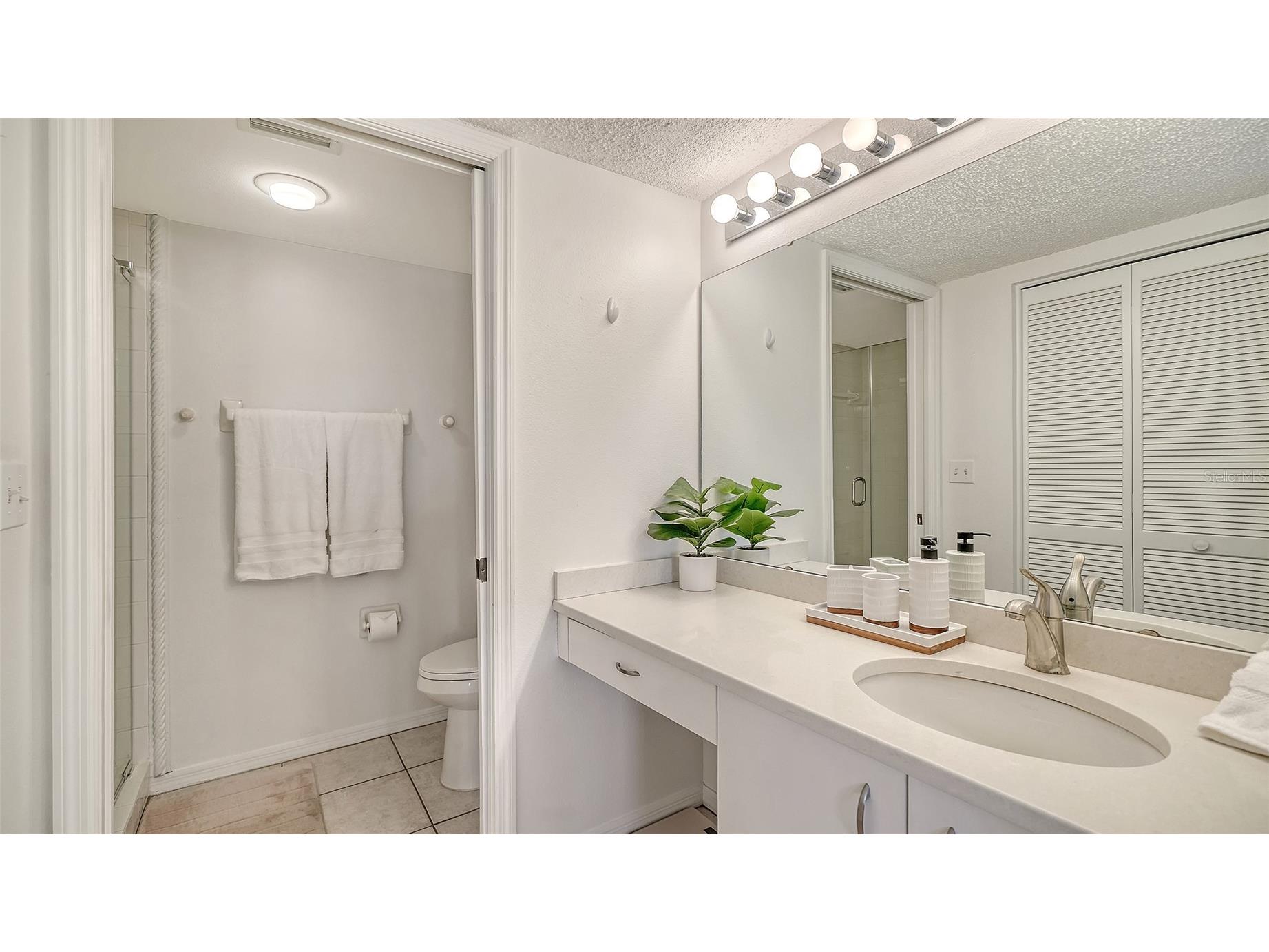 9330 Clubside Circle #3202 Sarasota FL 34238 A4692256 image27