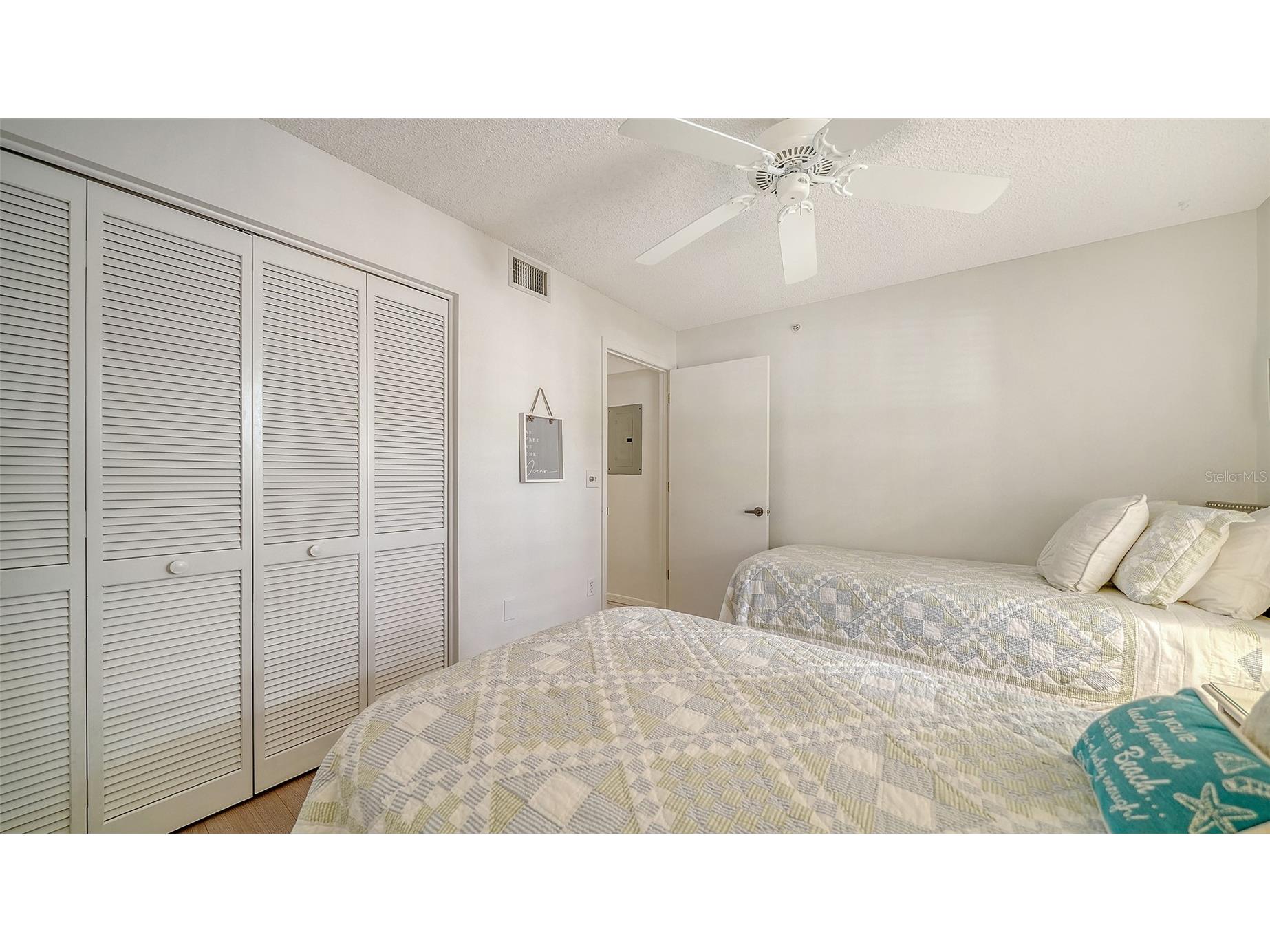 9330 Clubside Circle #3202 Sarasota FL 34238 A4692256 image30
