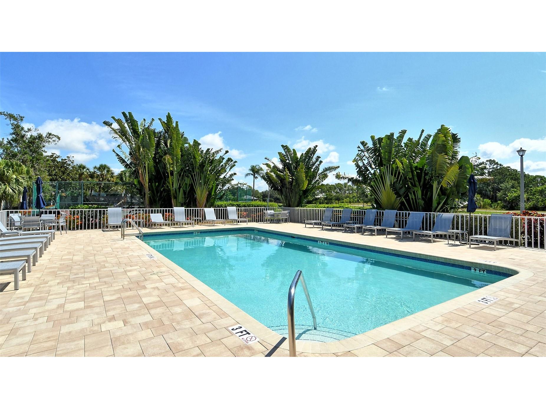 9330 Clubside Circle #3202 Sarasota FL 34238 A4692256 image36