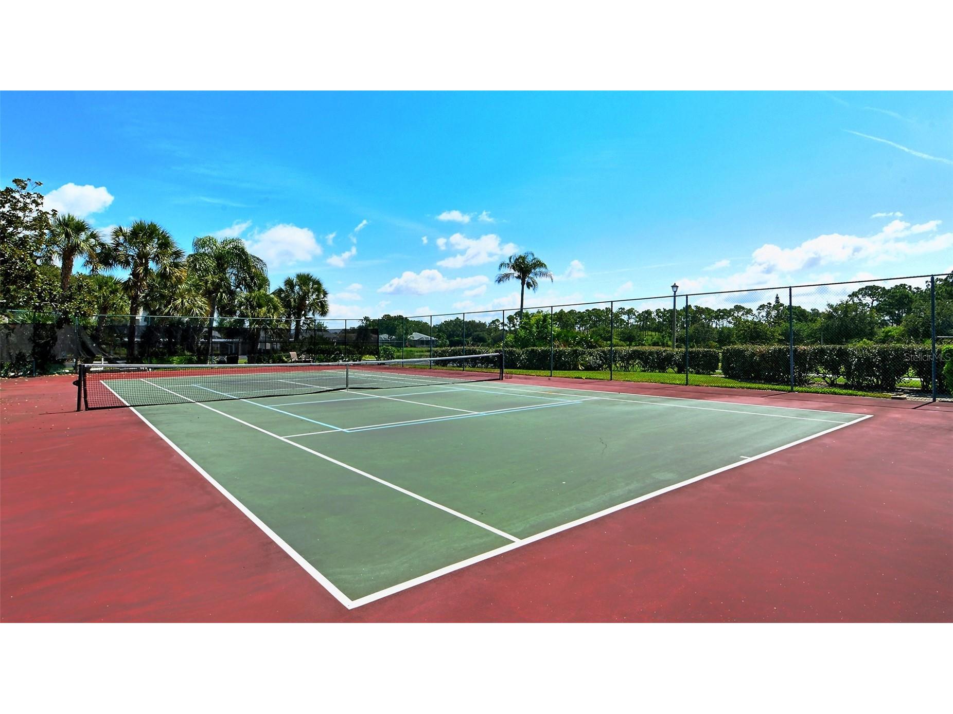 9330 Clubside Circle #3202 Sarasota FL 34238 A4692256 image40