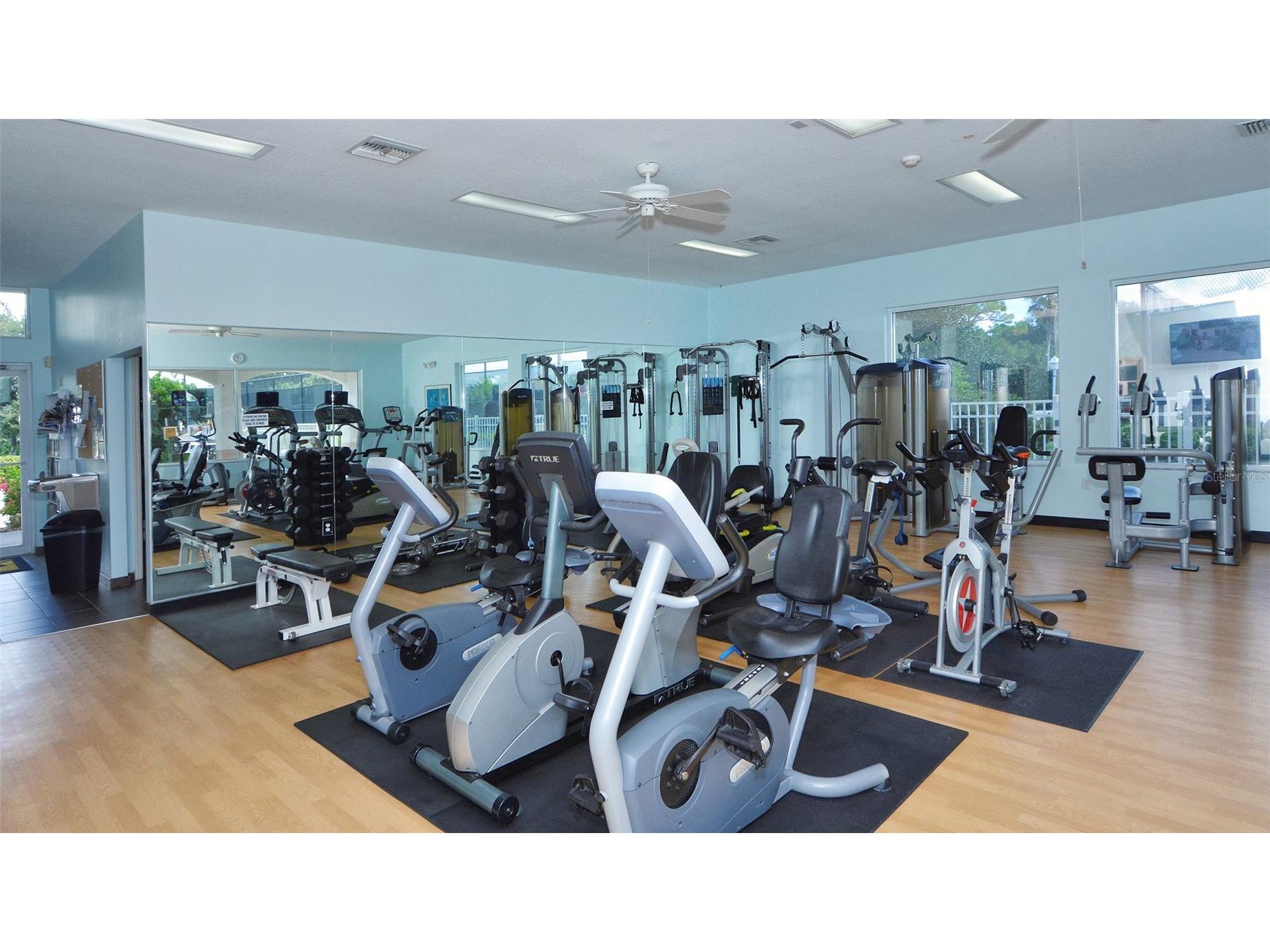 9330 Clubside Circle #3202 Sarasota FL 34238 A4692256 image61