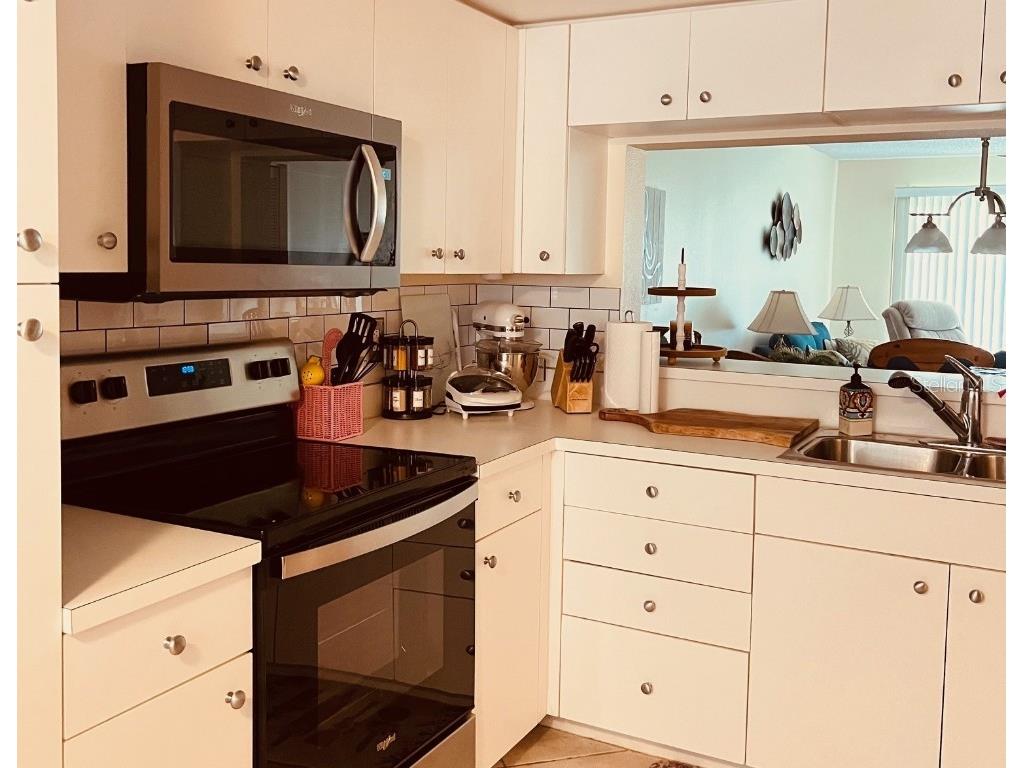 9330 Clubside Circle #3209 Sarasota FL 34238 A4663600 image3