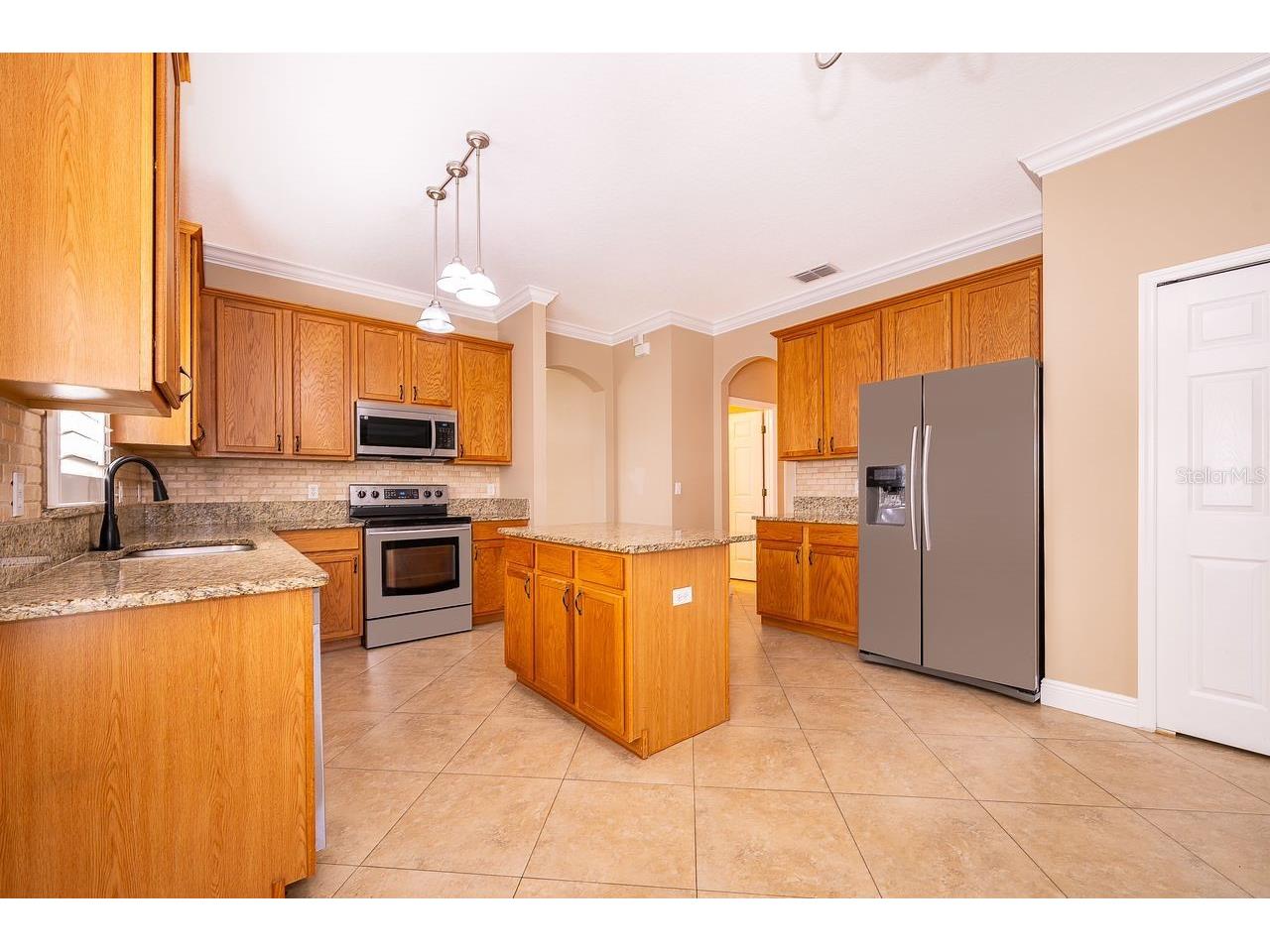 9330 Marsh Oaks Court Orlando FL 32832 O6403931 image4