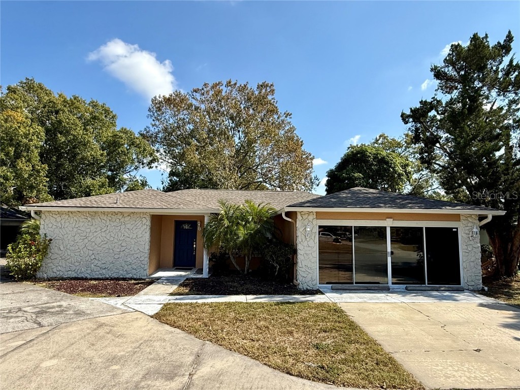 9330 Regency Park Boulevard Port Richey FL 34668 W7880950 image1