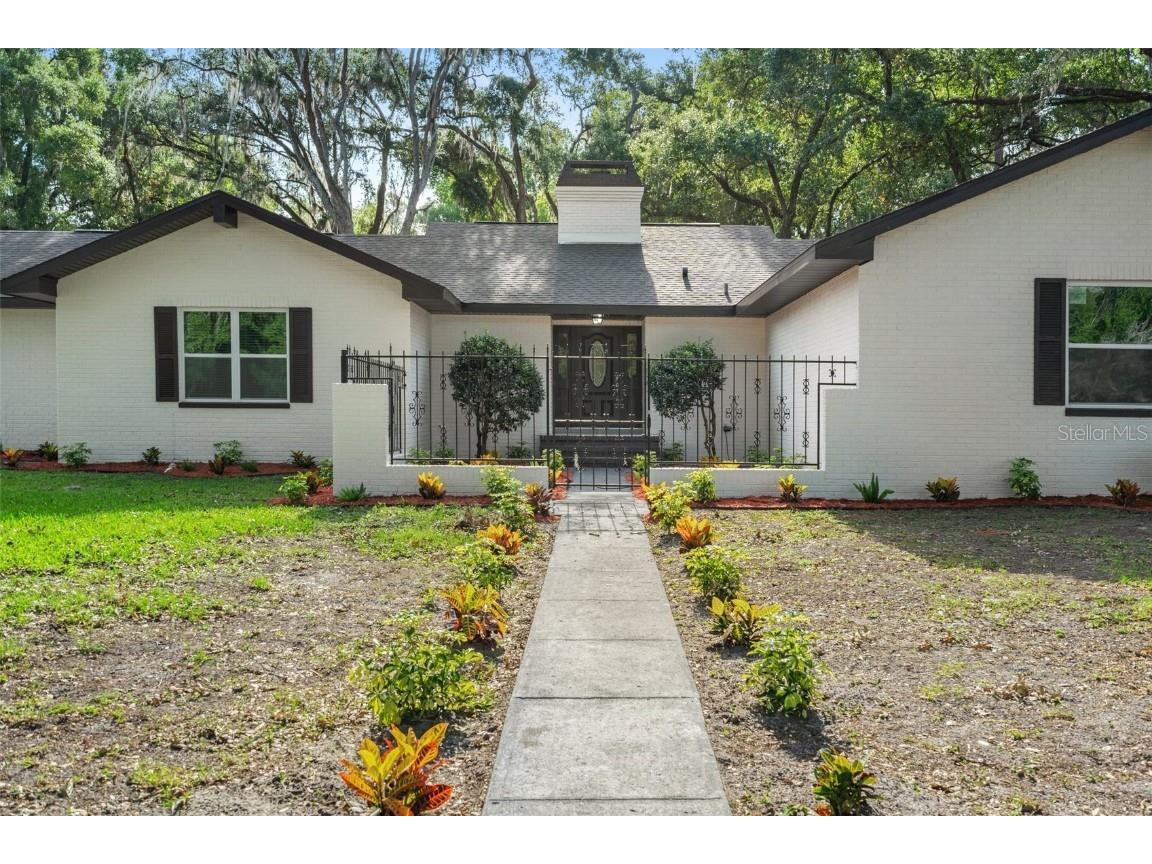 9330 Wallien Drive Brooksville FL 34601 W7854711 image1