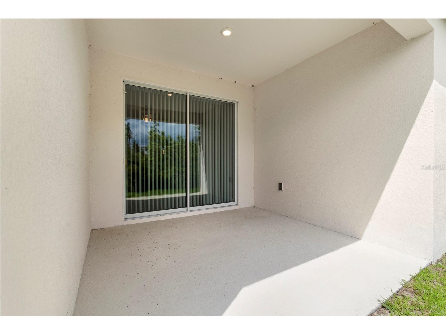 9331 Revere Avenue Leesburg FL 34788 OM725825 image16
