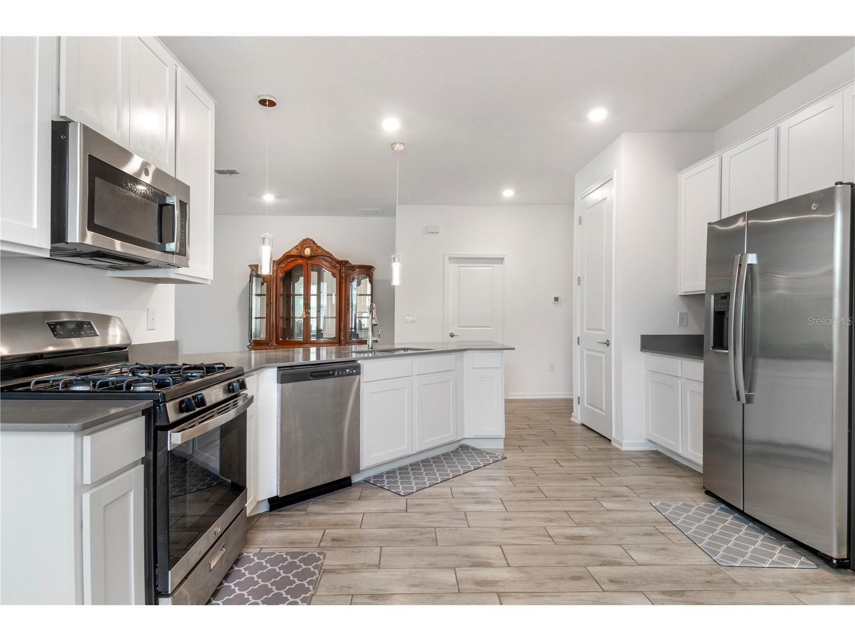 9331 Revere Avenue Leesburg FL 34788 OM725825 image19