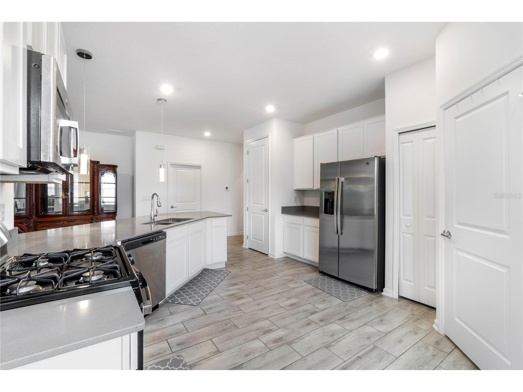 9331 Revere Avenue Leesburg FL 34788 OM725825 image21