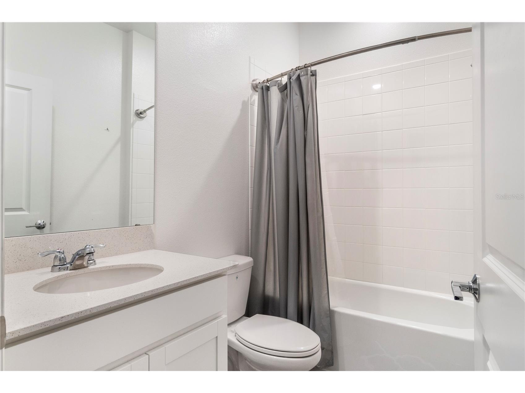 9331 Revere Avenue Leesburg FL 34788 OM725825 image43