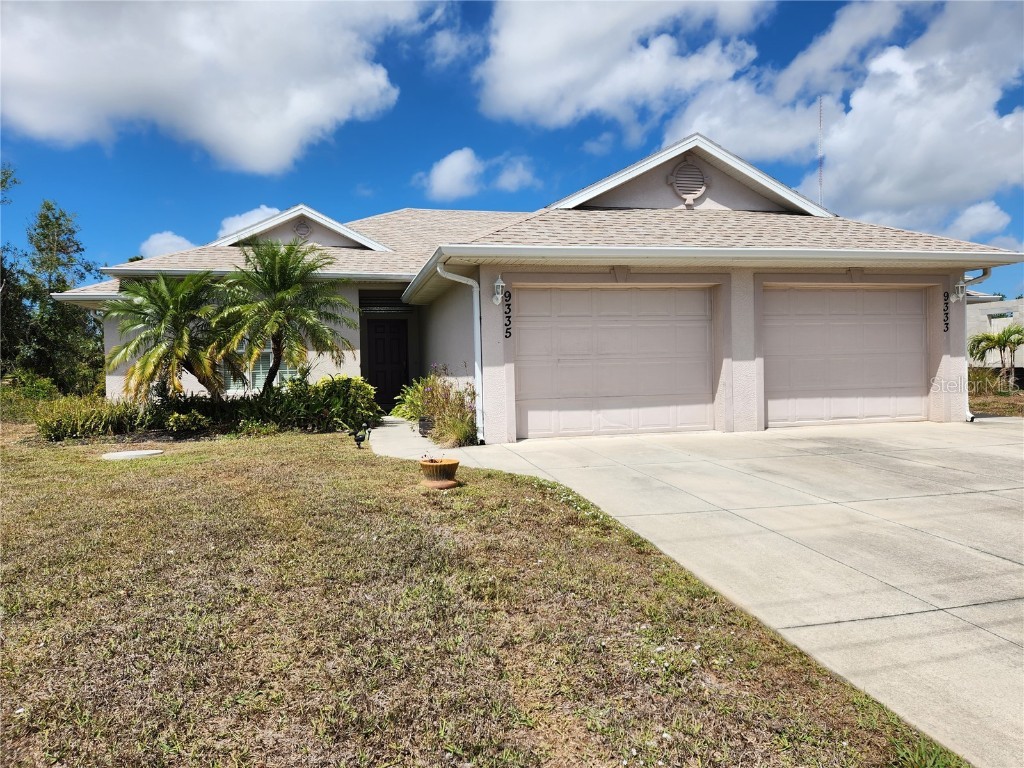 9333 and 9335 Agate Street Port Charlotte FL 33981 N6126258 image1