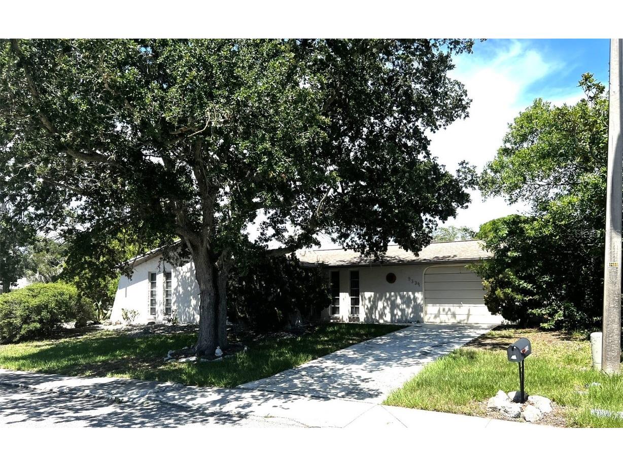 9334 Ledgestone Lane Port Richey FL 34668 W7865459 image1