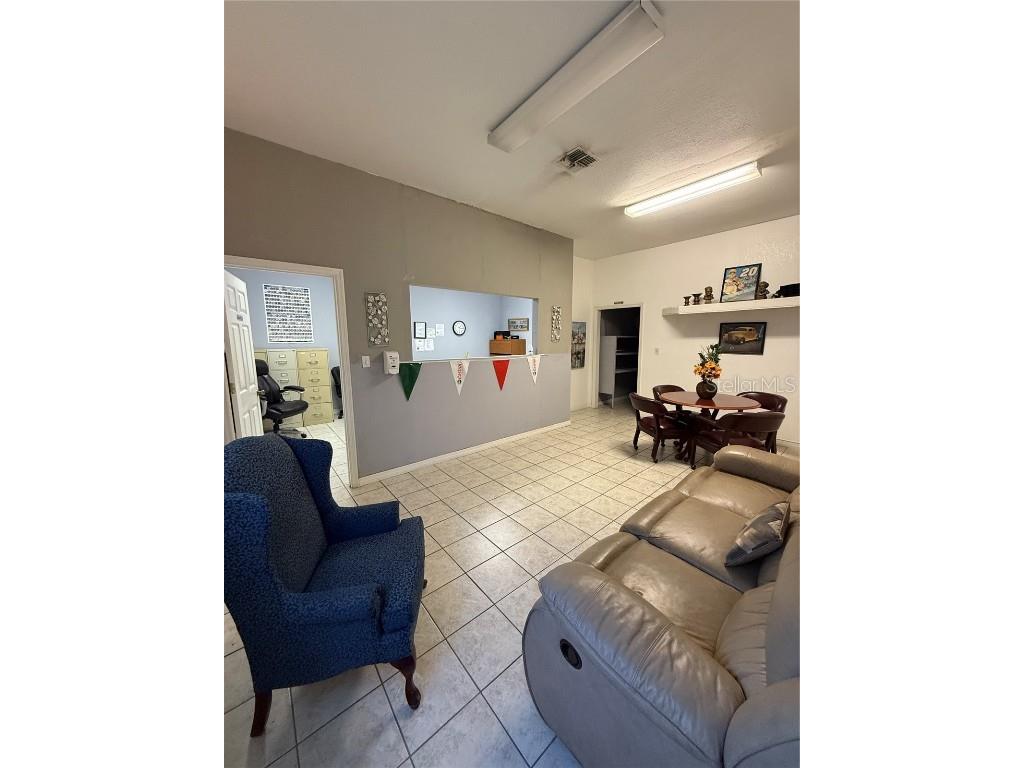 9334 State Road 52 Hudson FL 34669 W7880662 image10