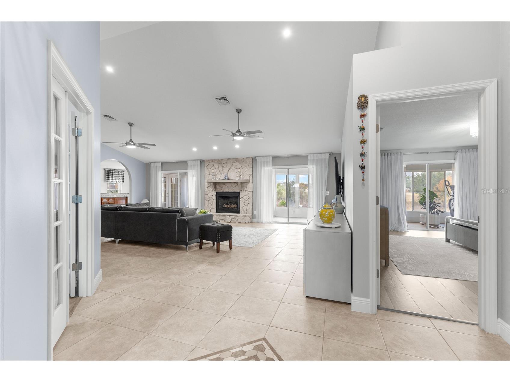 9336 County Road 125d Wildwood FL 34785 - KNOWN AS BIG REAR POND OM718359 image9