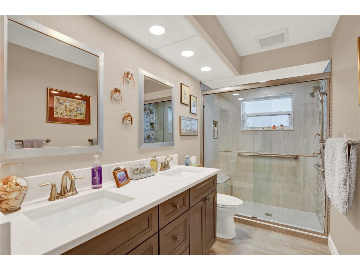 9339 Creole Court Weeki Wachee FL 34613 TB8437012 image32