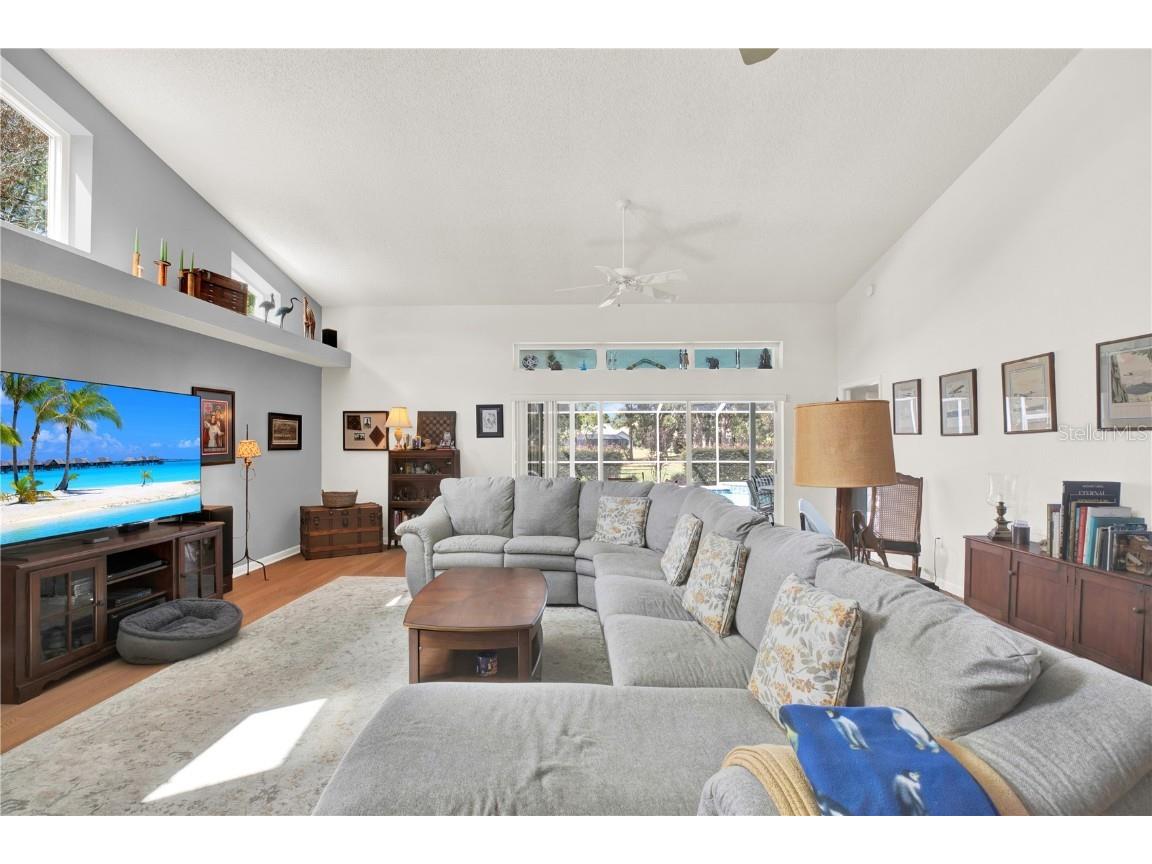 9339 Creole Court Weeki Wachee FL 34613 TB8437012 image5