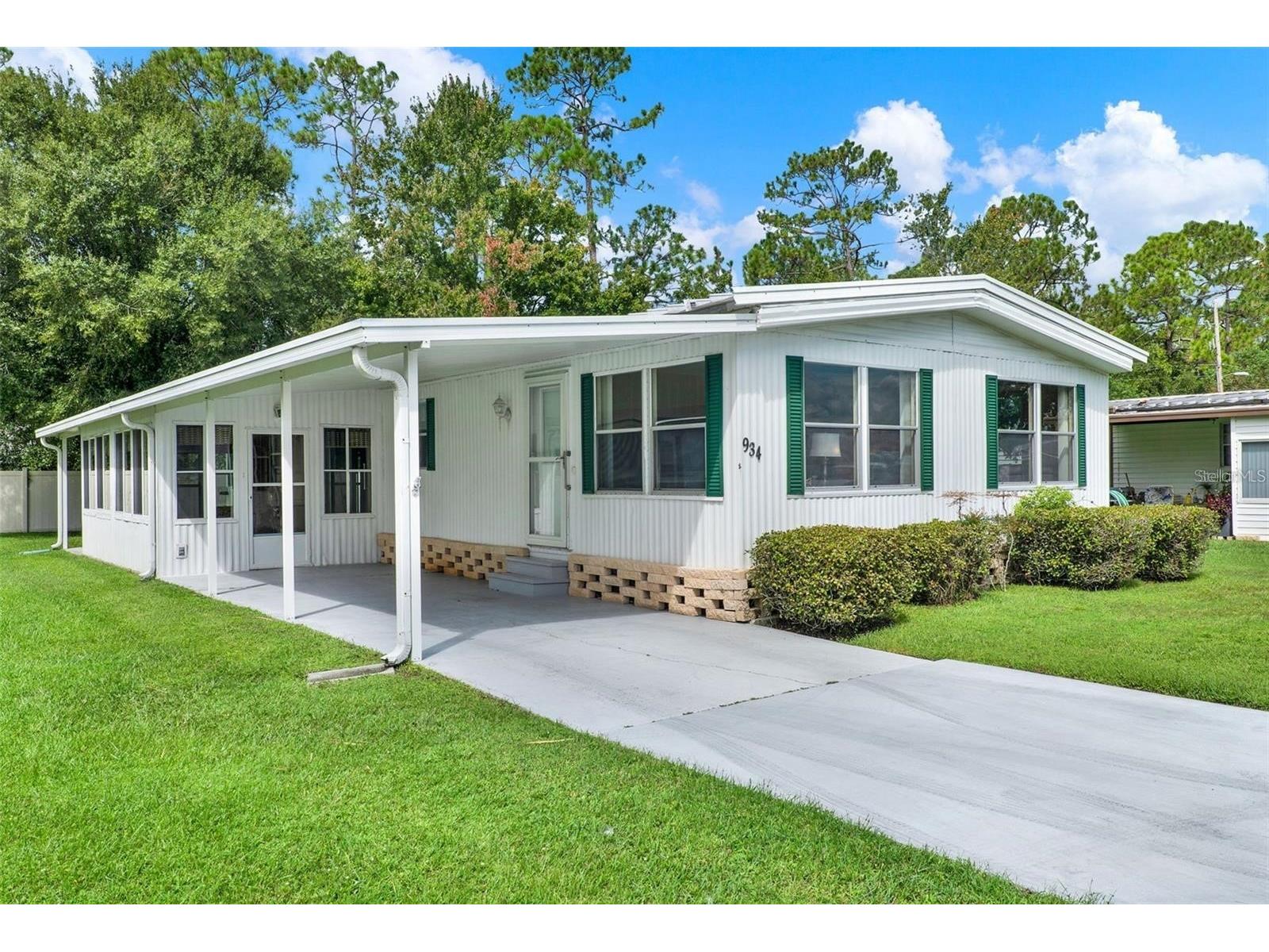 934 Blue Heron Boulevard Osteen FL 32764 - Little Lake O6376861 image2