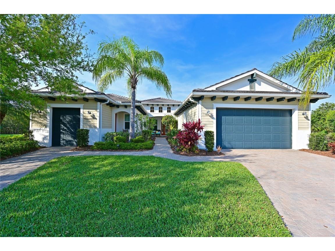 934 Mangrove Edge Court Bradenton FL 34208 A4562448 image1