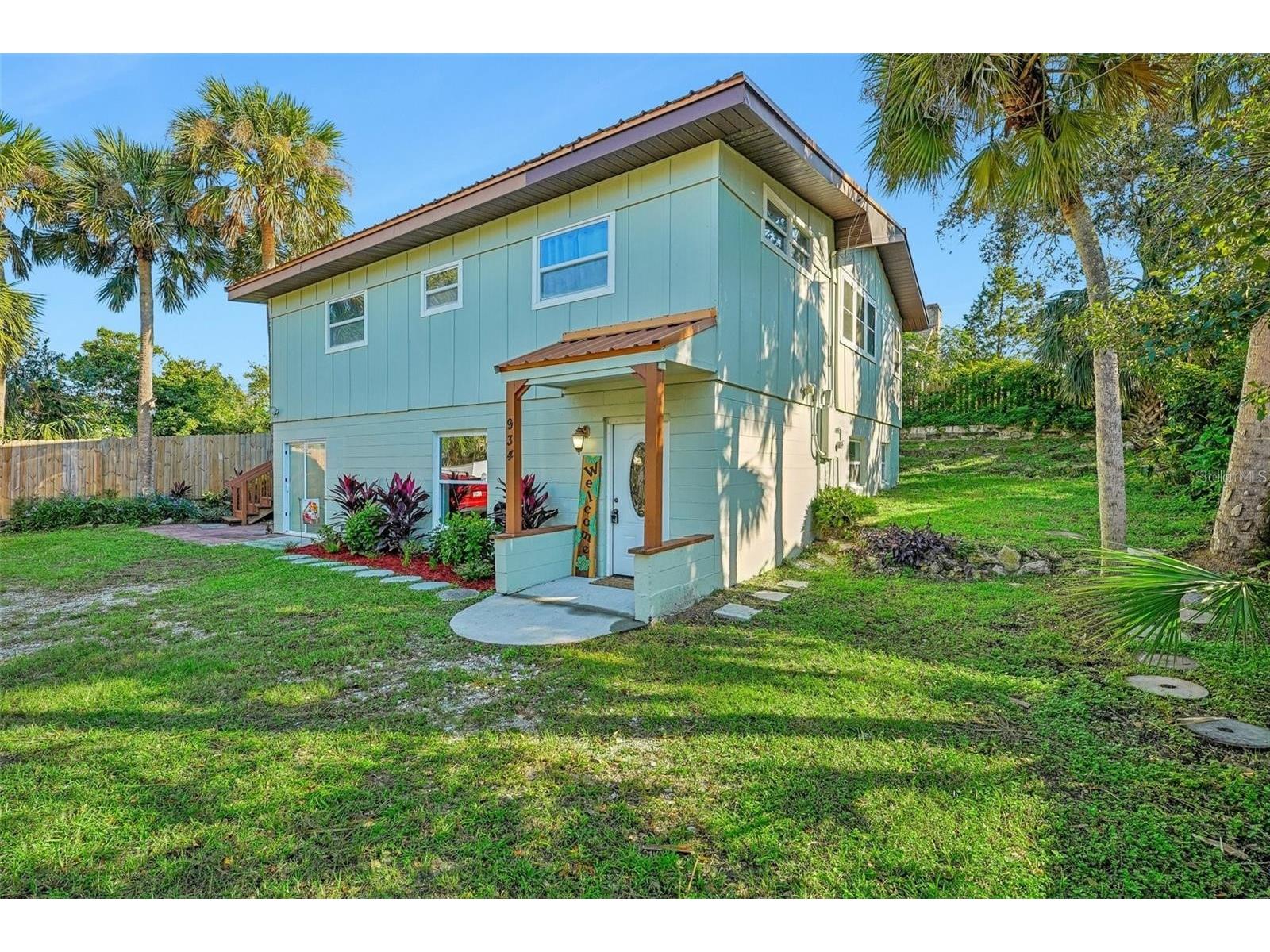 934 N Halifax Avenue Daytona Beach FL 32118 V4947154 image1