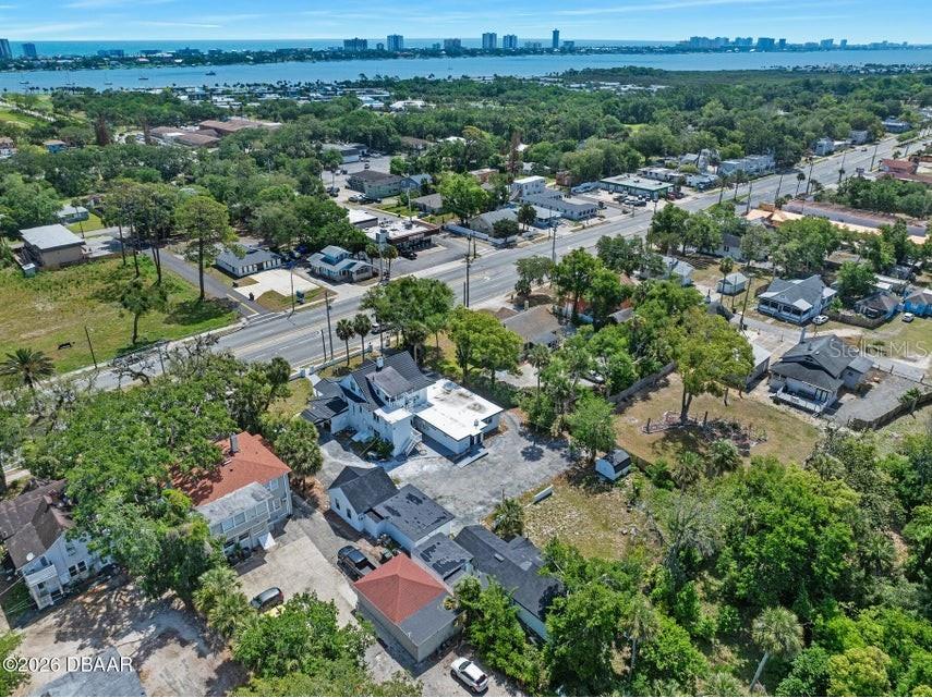 934 S Ridgewood Avenue Daytona Beach FL 32114 V4948811 image12
