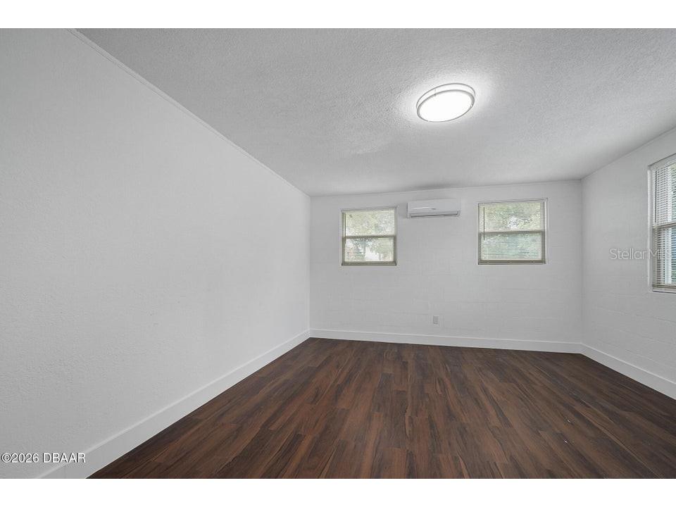 934 S Ridgewood Avenue Daytona Beach FL 32114 V4948811 image30