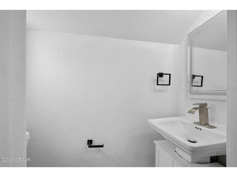 934 S Ridgewood Avenue Daytona Beach FL 32114 V4948811 image36