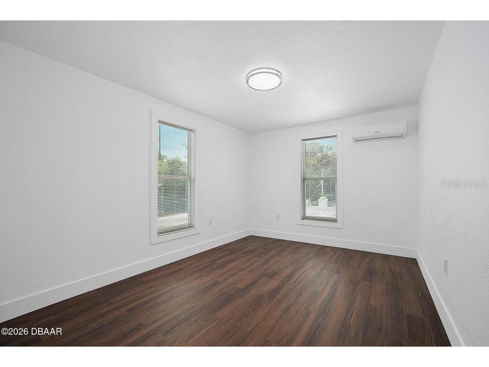 934 S Ridgewood Avenue Daytona Beach FL 32114 V4948811 image40