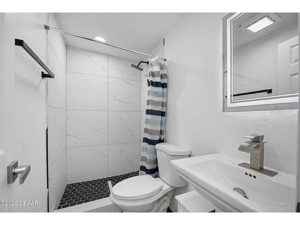 934 S Ridgewood Avenue Daytona Beach FL 32114 V4948811 image51