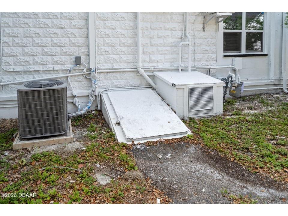 934 S Ridgewood Avenue Daytona Beach FL 32114 V4948811 image71