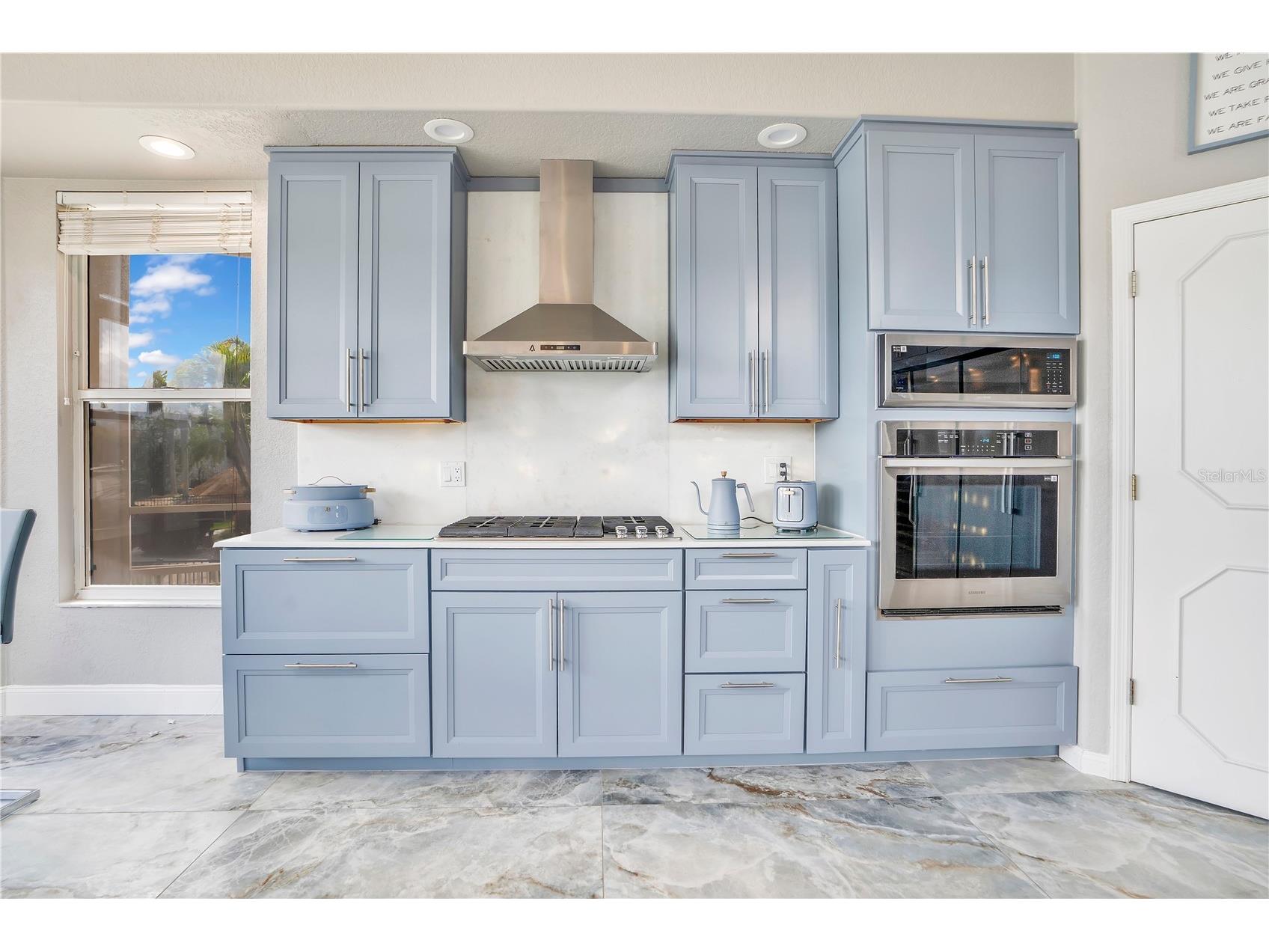 934 Symphony Isles Boulevard Apollo Beach FL 33572 - TAMPA BAY L4960045 image13