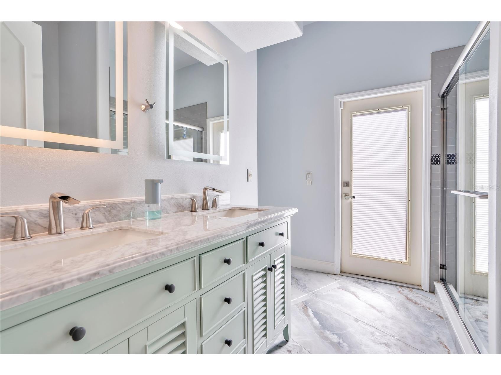 934 Symphony Isles Boulevard Apollo Beach FL 33572 - TAMPA BAY L4960045 image19