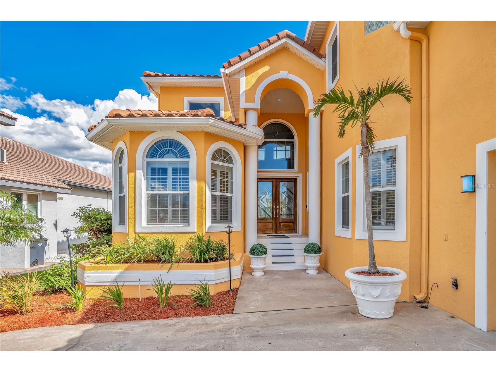 934 Symphony Isles Boulevard Apollo Beach FL 33572 - TAMPA BAY L4960045 image2