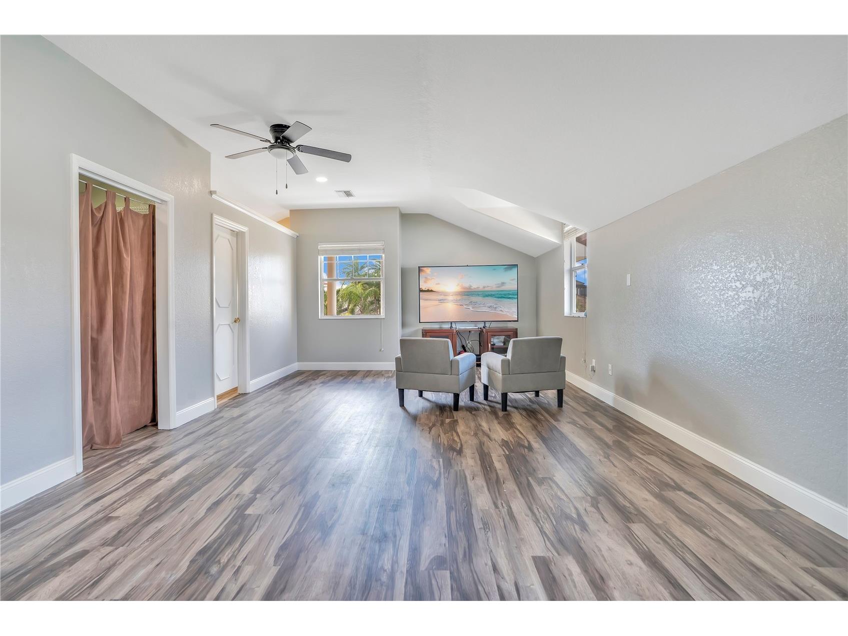 934 Symphony Isles Boulevard Apollo Beach FL 33572 - TAMPA BAY L4960045 image39