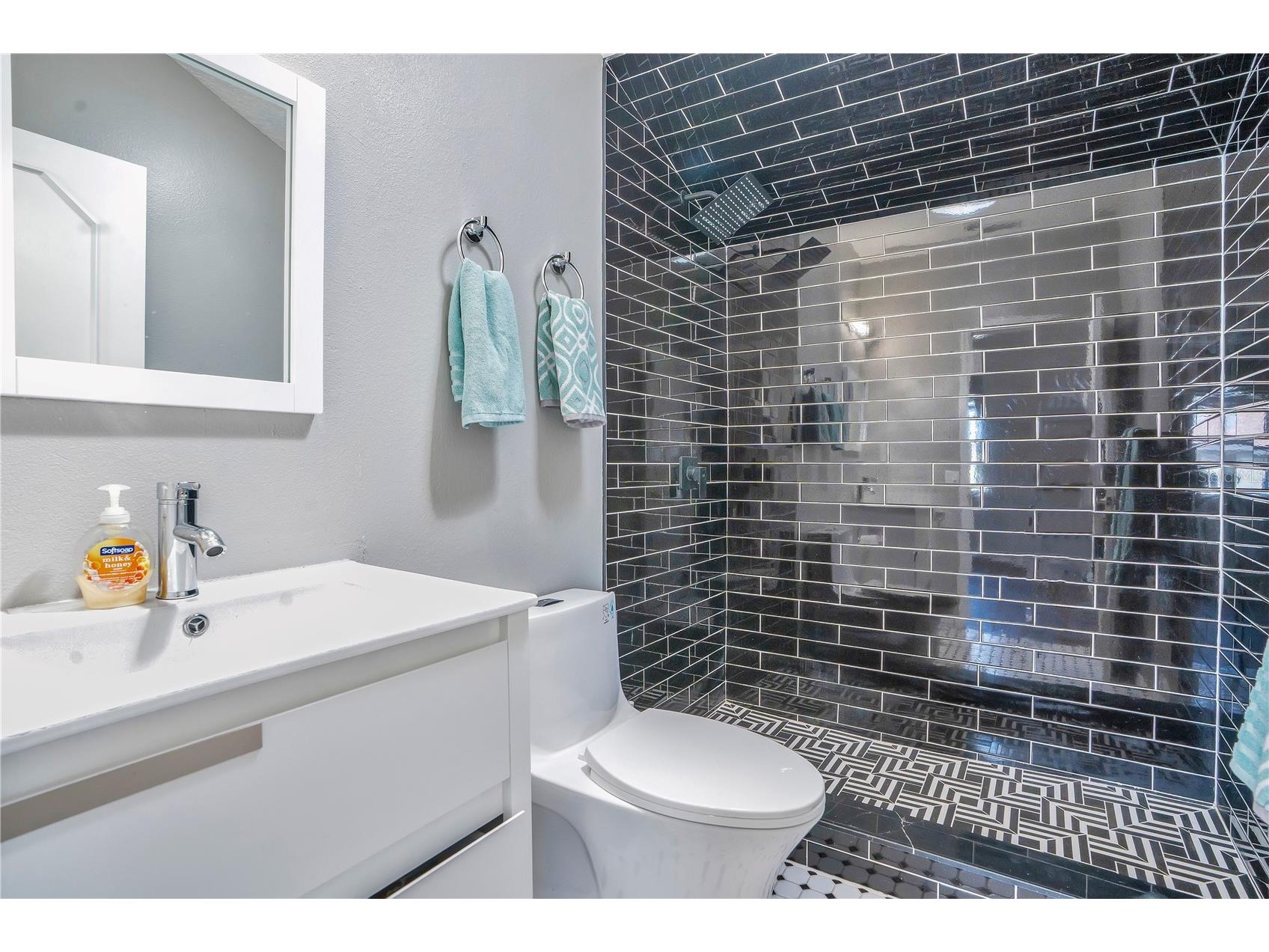 934 Symphony Isles Boulevard Apollo Beach FL 33572 - TAMPA BAY L4960045 image41