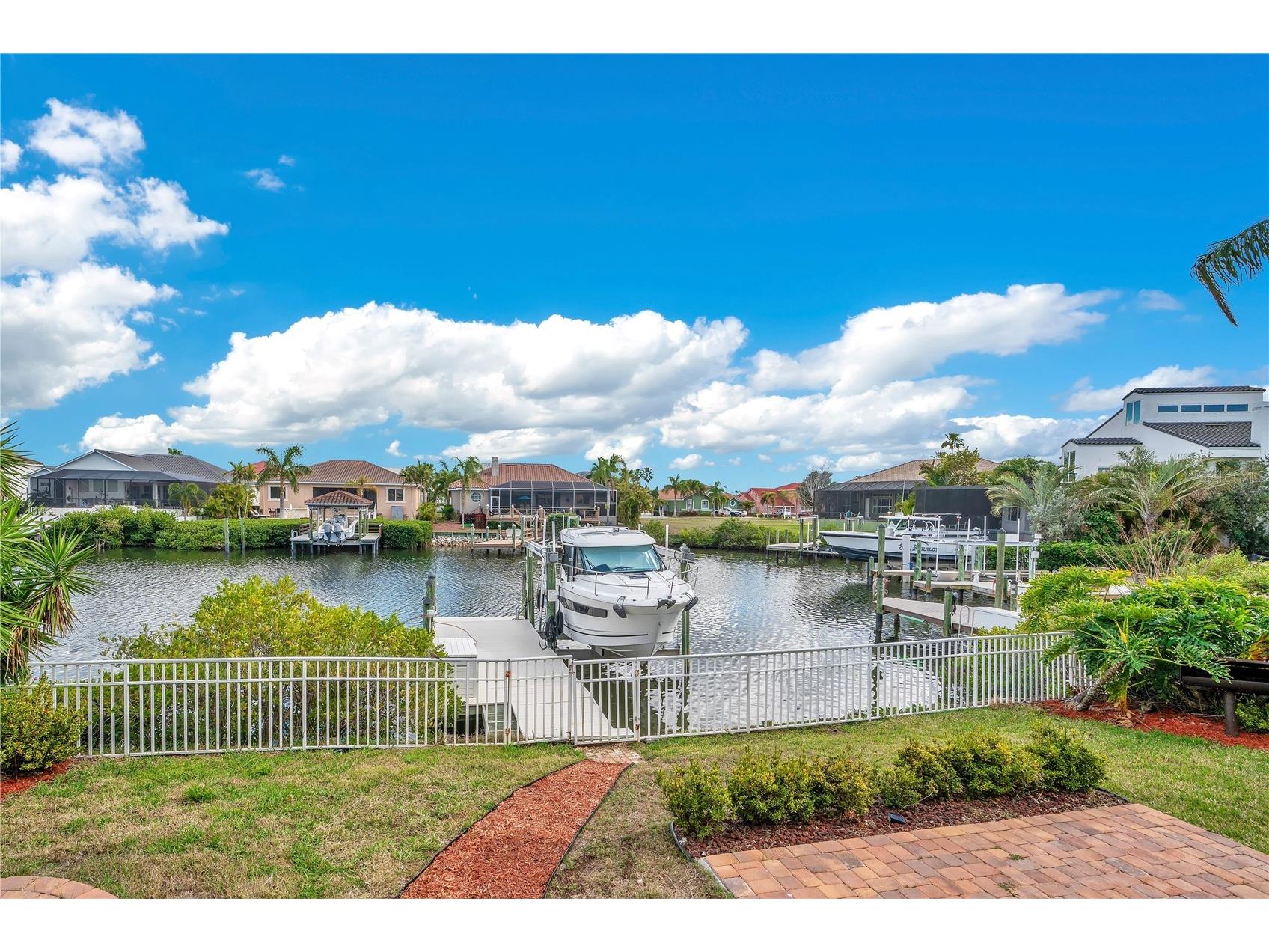 934 Symphony Isles Boulevard Apollo Beach FL 33572 - TAMPA BAY L4960045 image50