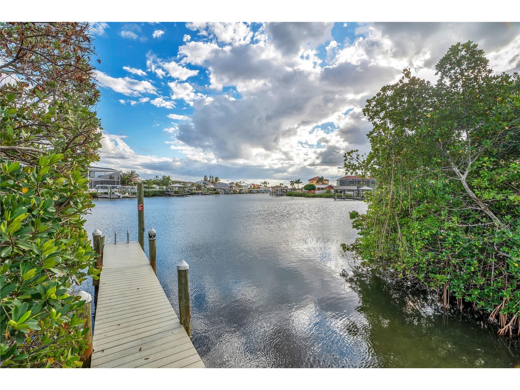 934 Symphony Isles Boulevard Apollo Beach FL 33572 - TAMPA BAY L4960045 image67