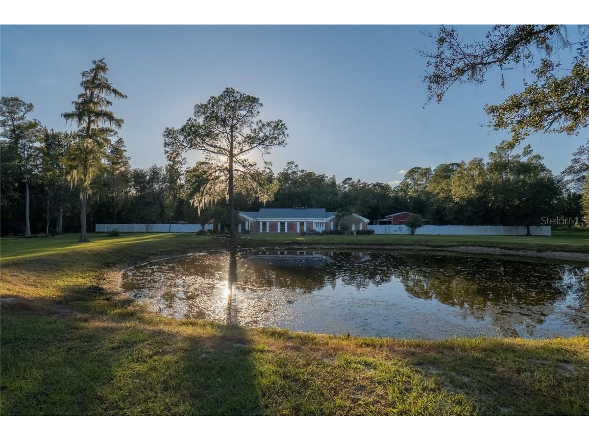 9340 Moore Road, Lakeland, FL, 33809 MLS A4586503 Edina Realty